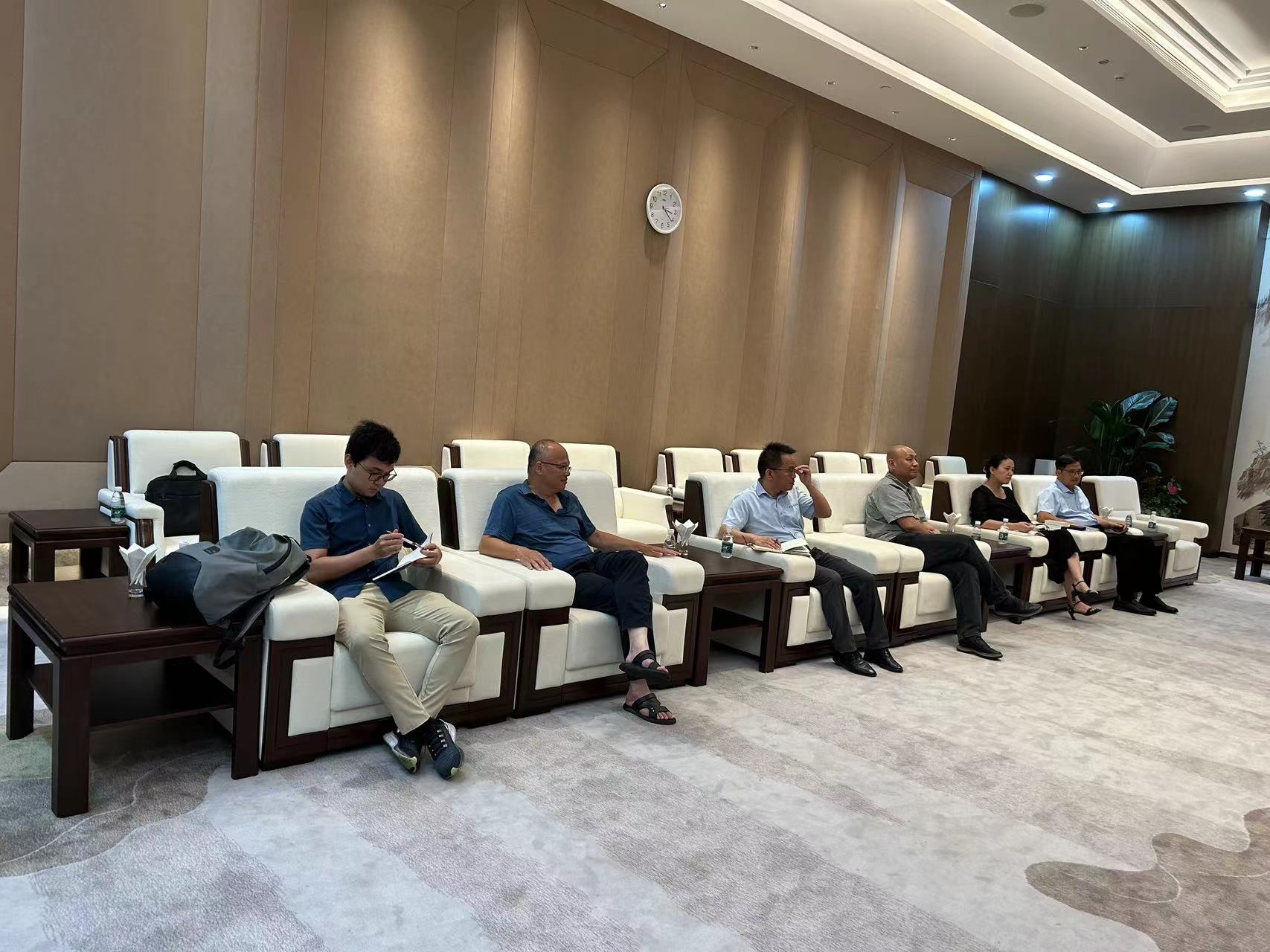 比亚迪汽车与各院校携手共创未来